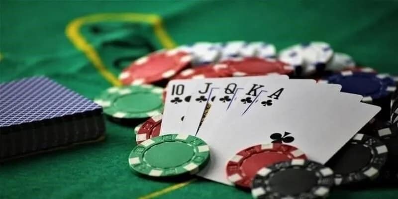 Tìm hiểu tổng quan về game bài phỏm hấp dẫn